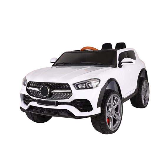 RECHARGEABLE CAR W/ RC