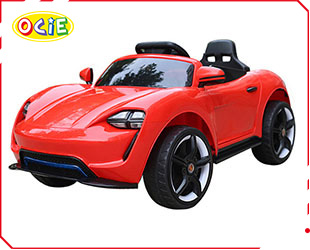 RECHARGEABLE CAR W/RC