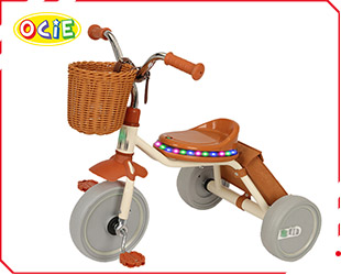 TRICYCLE