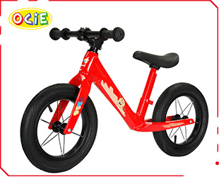 BALANCE BIKE