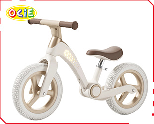 BALANCE BIKE