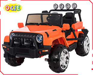 RECHARGEABLE CAR W/ RC