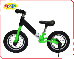 BALANCE BIKE