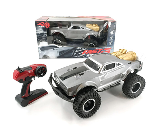  2.4G R/C 4CHANNELS CAR 