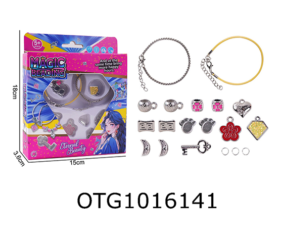 BRACELET