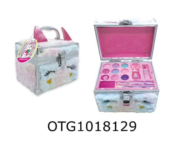 COSMETICS SET