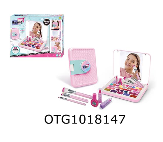 COSMETICS SET